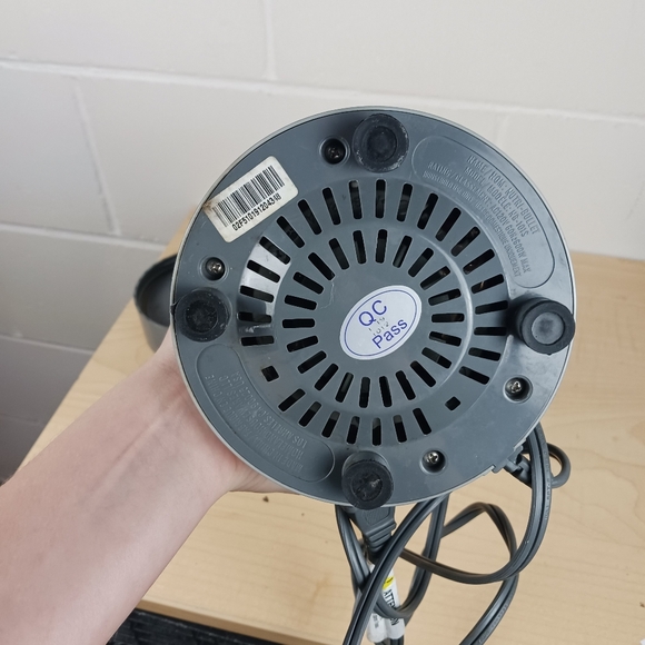 NutriBullet NB-101S Magic Bullet Blender Gray With 3 Cups, 3 Blades W/User Guide - Picture 10 of 12